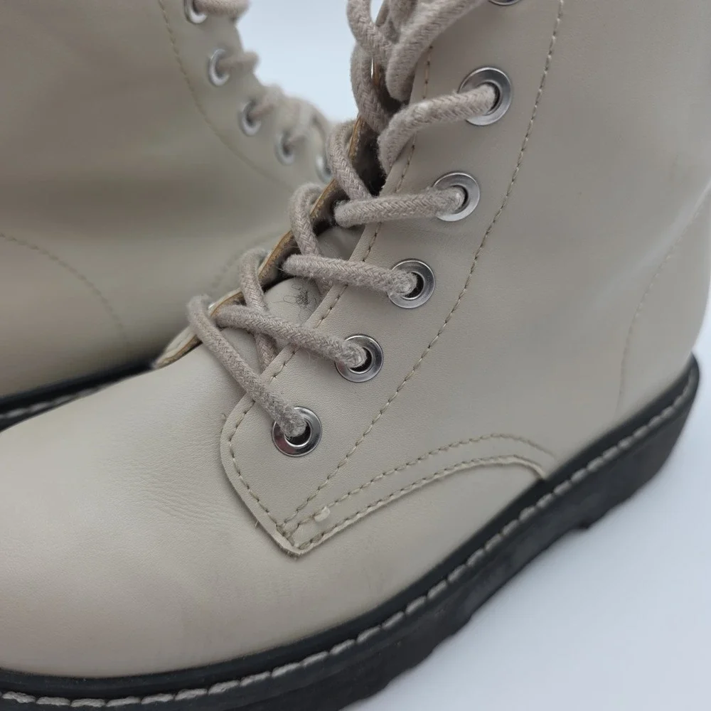 H&M Girls Warm Fur Lined Boots - Size 1, Cream Color, Chunky, Lace-up
